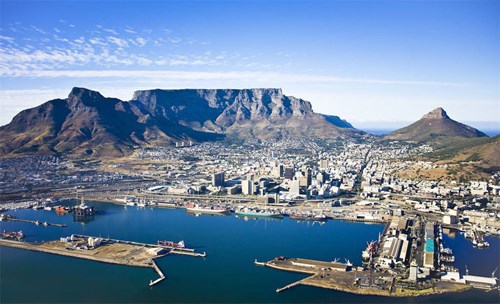 Table mountain and Cape Town city